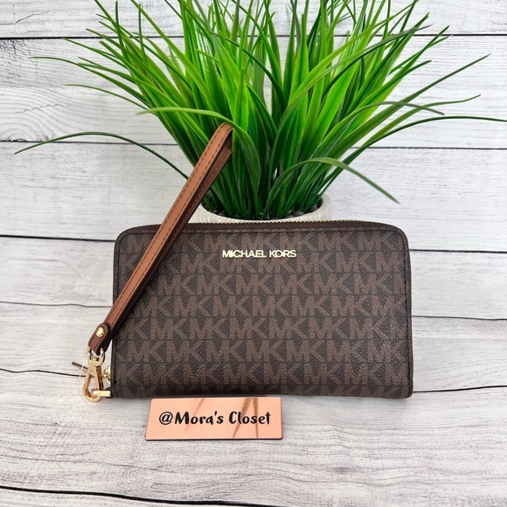 Michael Kors Flat Phone Holder Wallet/Wristlet
